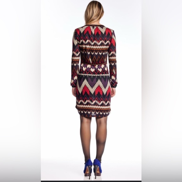 Velvet by Graham and Spencer - purple/red/beige abstract Etta dress - L - Picture 2 of 9